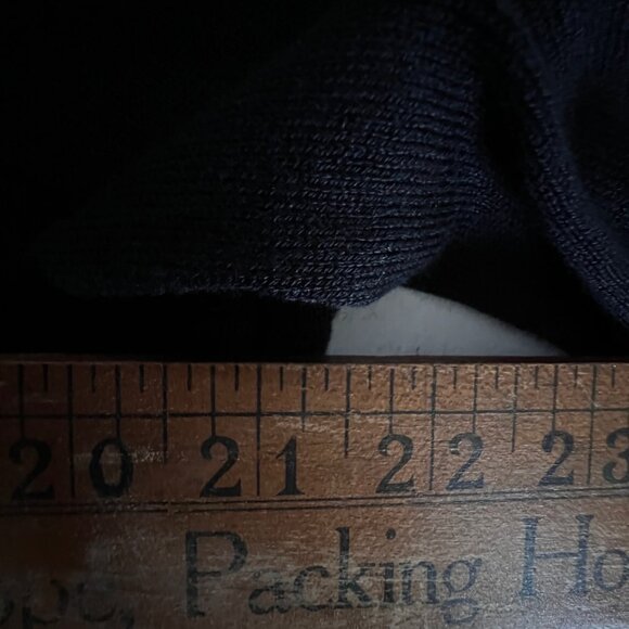 Banana Republic Womens Sweater L Silk Cashmere Crewneck Black Pullover Classic - Picture 5 of 6